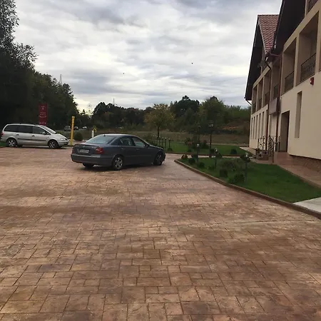 Casa Cu Tei Resita